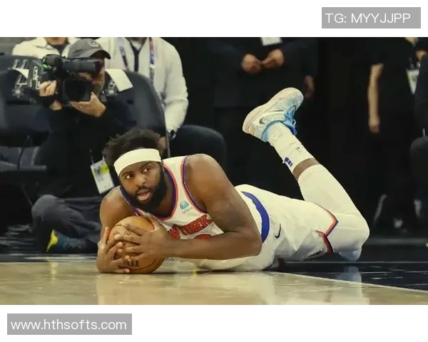 阿努诺比缺席首场季前赛米切尔罗宾逊将首发中锋助阵 阿努诺比缺席首场季前赛米切尔罗宾逊将首发中锋助阵